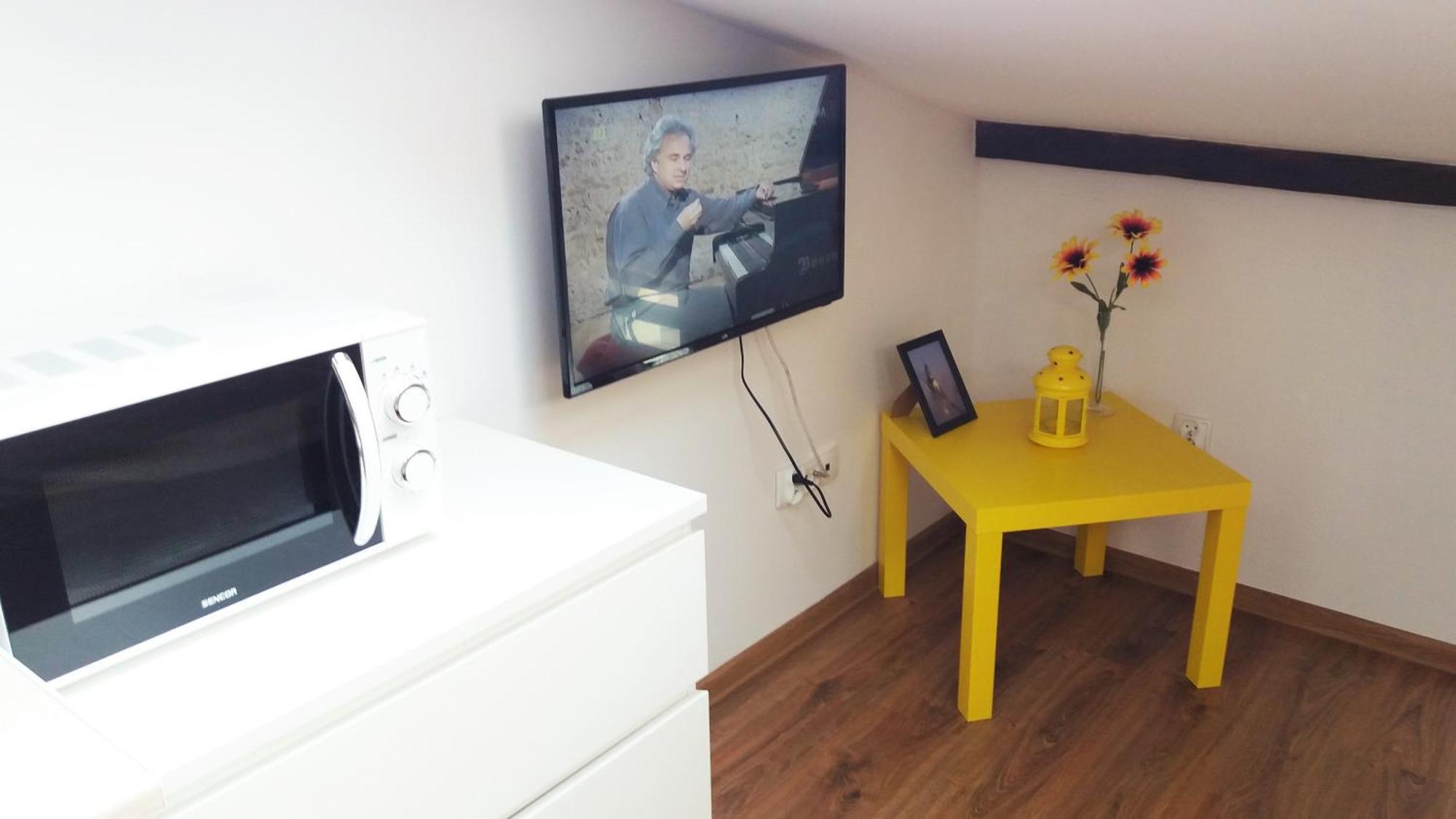 Nice Attic Studio Close To Old Town Air Conditioning - Klimatyzacja Krakow Dış mekan fotoğraf
